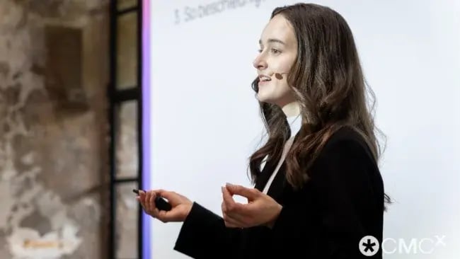 Lili Frankus auf der CMCX-Bühne